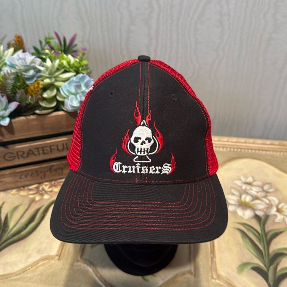 Falcon Headwear Cruisers Skull Flames Adjustable Mesh Cap Hat Black Red NWOT